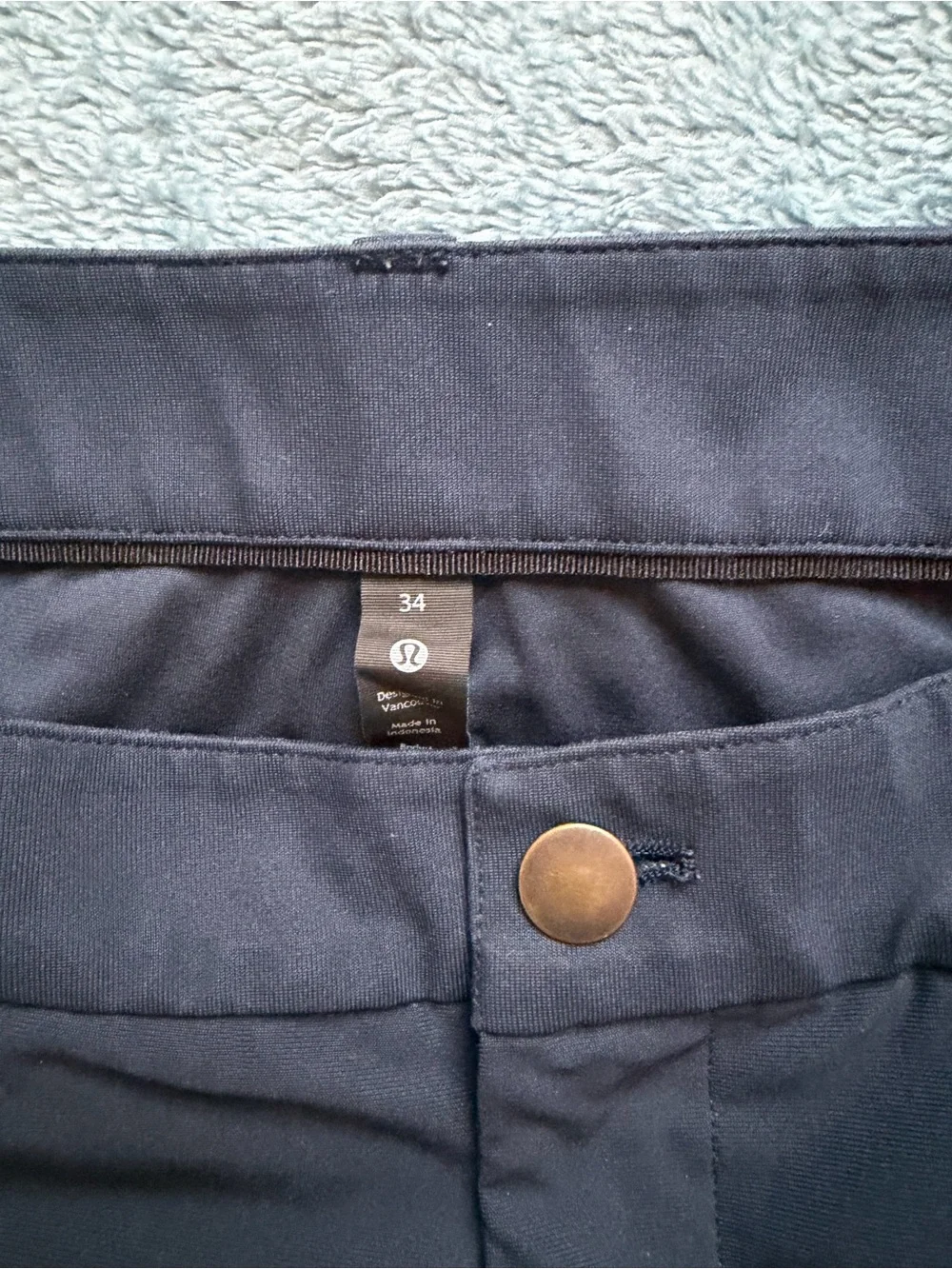 lululemon athletica Men's Navy Slim Chino Pants 34x28